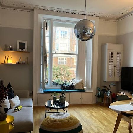 Gorgeous 2 Bedroom Flat In Charming Swiss Cottage Londres Exterior foto